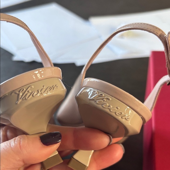 NWT Roger Vivier VIRGULE SLING BAK DEC 55 Shoes in Red Box sz37 - Picture 15 of 16